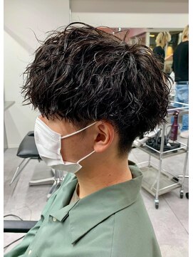 ジーニー 本厚木(Genie) ツイストスパイラル/波巻き/マッシュパーマ/ウルフ