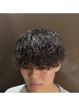 ランディ(RANDY) 波巻きスパイラル 前下りマッシュ メンズカット メンズパーマ