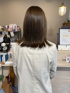 スアバイキキ(SuA by kiki.) 黒髪カタログ/ボブルフ/ネビージュ/ワンレン/小顔スタイル[千葉