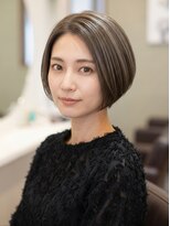 エメールヘア(aimere hair) グレージュ丸みボブ、つや感ミニボブ、艶めき丸みボブ