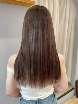 ロマリア ヒルズ 表参道 原宿(Lomalia HILLS) イメチェン/ツヤ髪/縮毛矯正で髪質改善/前髪/表参道/原宿