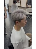 ハイトーン　ホワイトシルバー　海老名メンズカット