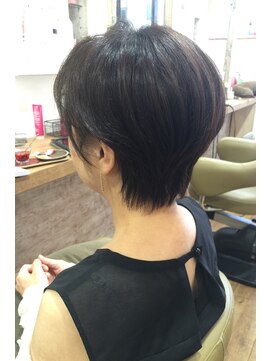 ナンプウ(Nanpu) Nanpu シルエットがキレイ目おとなショート◎20代30代40代