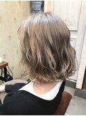 ミルクティーベージュ♯ボブ♯ハイライト♯インナー♯ブリーチ