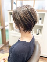 ヘアデザイン ステラ(hair design sTella)&nbsp;☆やわらか質感の大人かわいいひし形ショート☆