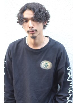 ブークル(boucle) センターパートランダムパーマ　ハードパーマ