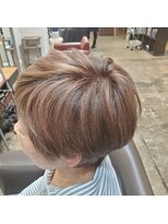 ゼットサロン(Z SALON) カラーリスト小野による素敵な白髪染め２