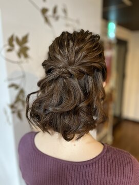 ヘアデザイン ヴォワール(hair & design voir) ヘアアレンジ×おすぎ