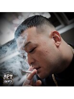 エーピーティートアウエスト(APT. TOR WEST)&nbsp;Crop Skin fade