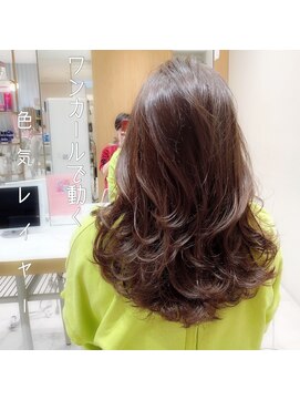 アフロートリノ(AFLOAT Leino) 小顔ヘルシーレイヤースタイル透明感カラー【修】20代30代40代