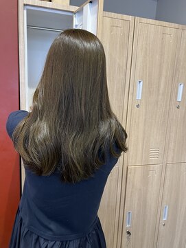 ローレンジウ(LOREN JU) 名駅/名古屋駅/学割U24/レイヤーカット/オージュア/ダブルカラー