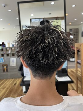 スウェル 千葉店(Swell) メンズツイストパーマスパイラルパーマフェード[千葉]