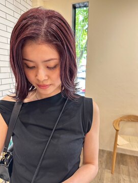 シフト(SHEEFT) 立体感ミディアム×20代30代大人可愛い小顔スタイル