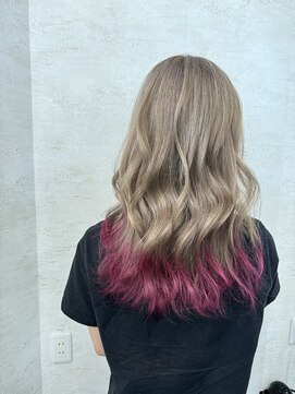 サロンドパリス ジュエル(Salon de Paris Jewel) 毛先ピンクカラー