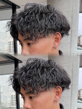 髪屋 紬 メンズ/メンズパーマ/メンズカット/波巻きスパイラル