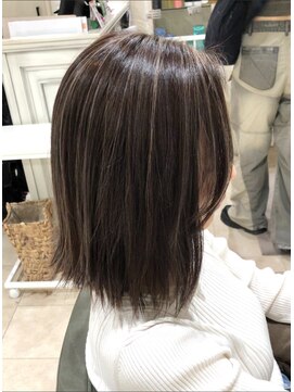 キャパ(CAPA) ハイライトボブ脱白髪染めくびれハンサムショートレイヤー40