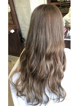 キー(kｅｙ) モテベージュ