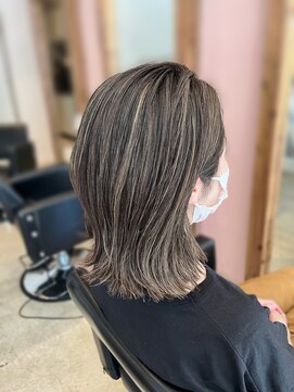 ティータ(teeta) 【浦中】地毛ハイライトpart１（静止画）