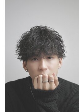 ゴールドシブヤ(GOALD SHIBUYA) #センターパートウルフ　波巻きスパイラル　ツイストスパイラル