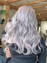 リード バイ ラグーン(LEAD by LAGOON)&nbsp;ホワイトシルバーハイライトダブルカラーケアブリーチ