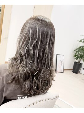 ペイジ(PEIGE) コントラストグレージュハイライト