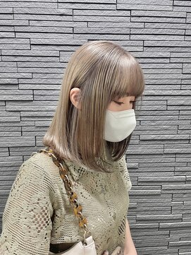 エヌプラス(N+) ミルクティーベージュ