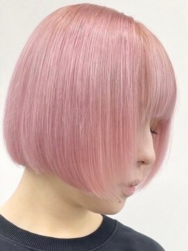 ウィコ 新宿(WICO) ホワイトピンク[新宿駅/イメチェン/ハッシュカット]