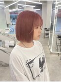 ピンクベージュ×ボブ