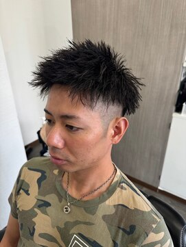 エイト(AITE) ダークアッシュ/アッシュブラック/カルマパーマ/ベリーショート