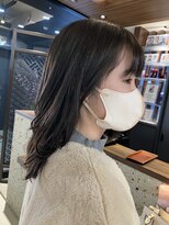 ミドル(MIDDLE)&nbsp;ミディアムカット　オリーブベージュ