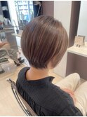 ショートヘア