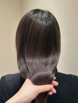 ヘアリゾート粋 ティガ 池袋店(tiga)&nbsp;艶髪ロング/透明感ベージュ