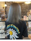 ホワイトシルバーグレーカラー