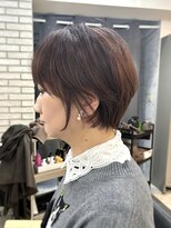 メモリーズ 銀座(Memories) 30代40代50代白髪ぼかし丸みショートくびれショート