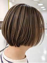 クレスフィリア (CLESC')&nbsp;大人ハイライトショートボブ