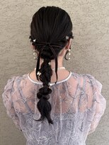 ビファインべクス(Befine becs)&nbsp;【ヘアアレンジ】編みおろしアレンジ