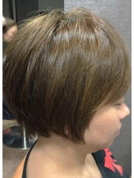 コーボ 柏(COVO) 【ＣＯＶＯ/かめ姉】 ナチュラルショート