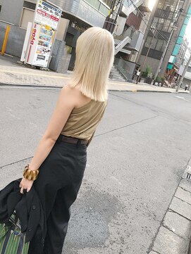 ジゼル(gisele) ホワイトベージュ