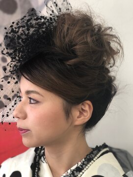 ソイルアヴェダ(Soil AVEDA) お団子アップ【沼津/沼津駅】