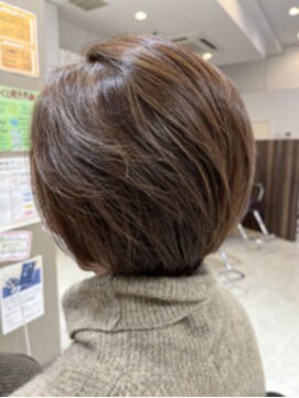 ロンロンシャ 都ホテル店(RONRONCHAT) ４０代×大人かわいい小顔前下がり丸みショートボブ