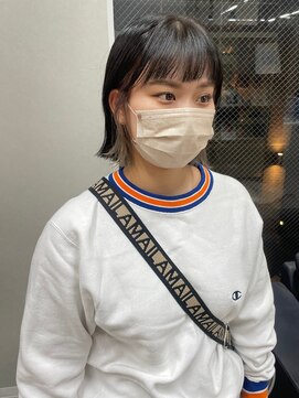 デイジー(Daisy) 天神 大名 インナーカラーボブ 切りっぱなしボブ