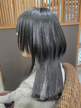 コマ(coma) 【coma中野】黒髪おしゃれ女子ウルフヘア