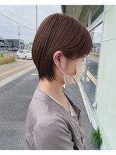 ウェルズ グランデ 奈良店(Well's GRANDE)&nbsp;ミルクティーブロンド/ダークブルー/デジタルパーマ/奈良
