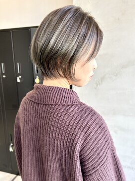 セシルヘアー(CECIL hair) ハイライトグレージュ×ハンサムショート