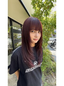 ヘアメイク バレッタ(HAIRMAKE VALETTA) レイヤーカット　ブリーチなし赤髪