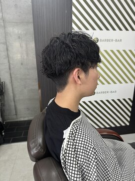 バーバーバー 八広(BARBER-BAR) 縦落ちパーマ　ツイストパーマ