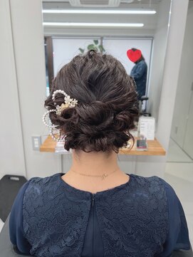 バルベストーキョーサウス(BARBES TOKYO SOUTH) ストレートボブの方のアップスタイル【清板】