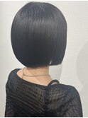 シンプルなのに酒落る！大人向け「切りっぱなしボブ」