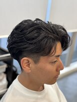 バース バイ ハピネス(BIRTH by happiness)&nbsp;ニュアンスパーマ毛流れセンターパート