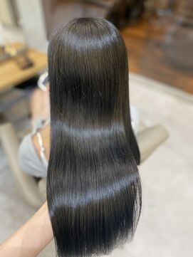 ジーナ 新宿(Zina) 髪質改善トリートメント♪アッシュグレー